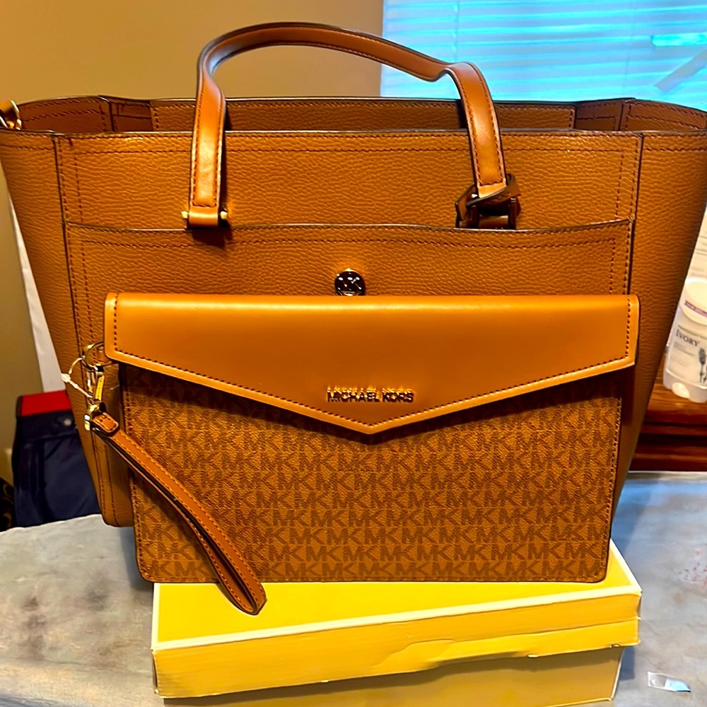 MICHEAL Kors